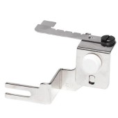 Metal guide for the gathering foot