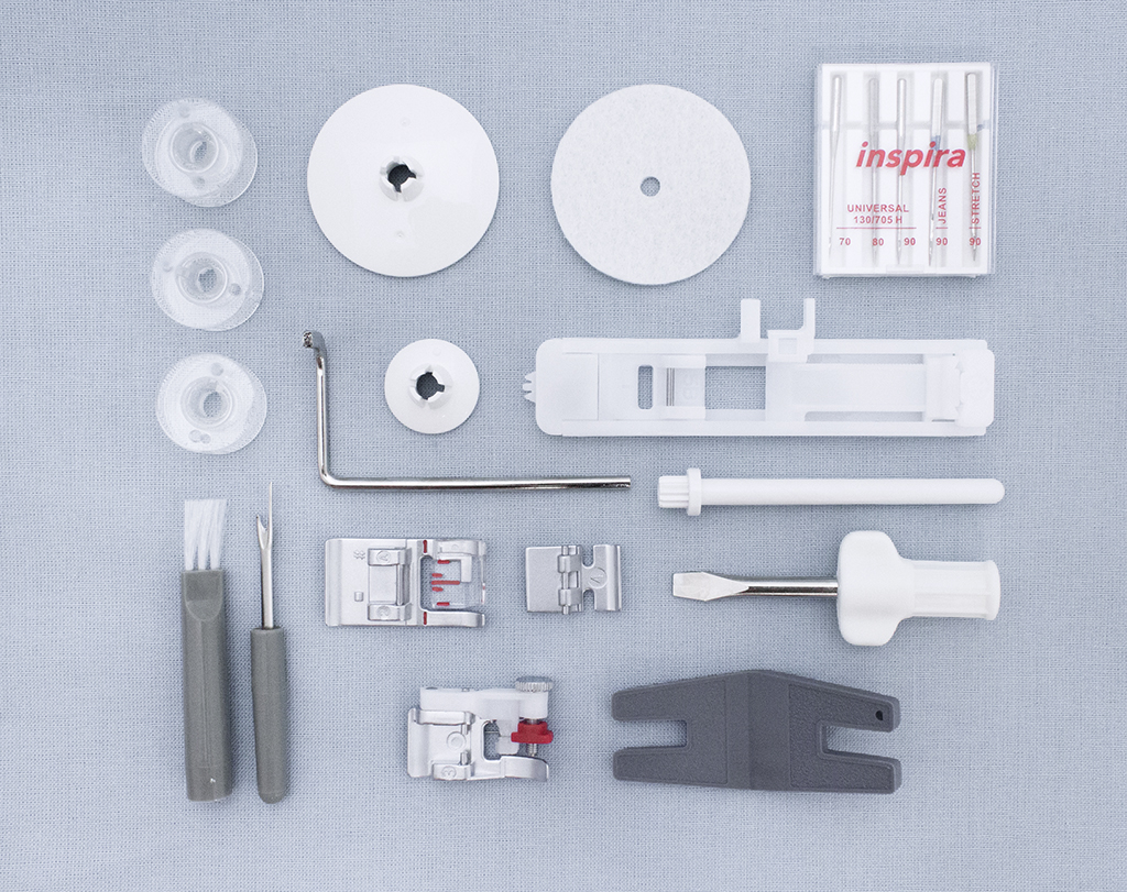 PFAFF Smarter 260c accessories included
